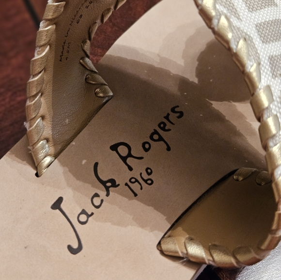 Jack Rogers gold/ white sandles. - Picture 3 of 3